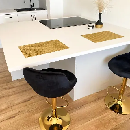 Moderna Apartament *