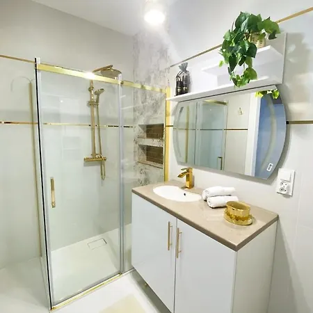Moderna Apartament